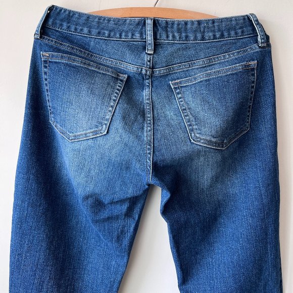 Gently Worn GAP 1969 Women's Real Straight Jeans Medium Denim Blue Wash Stretch - Picture 8 of 12